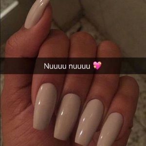 Meet your Posher, Adriana